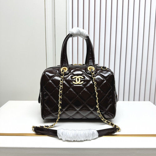 CHANEL 빈티지 퀼팅 보스턴 백